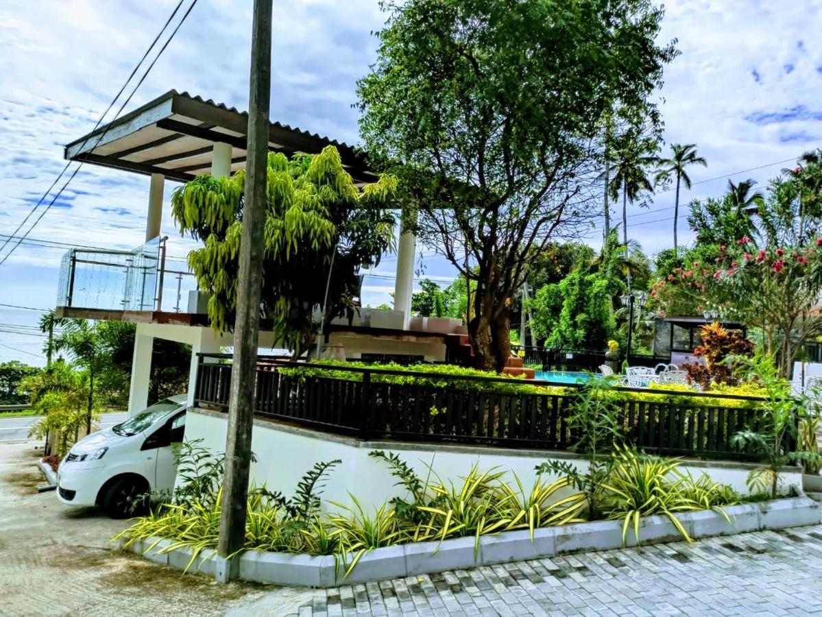 טנגלה Queens Beach Hotel מראה חיצוני תמונה