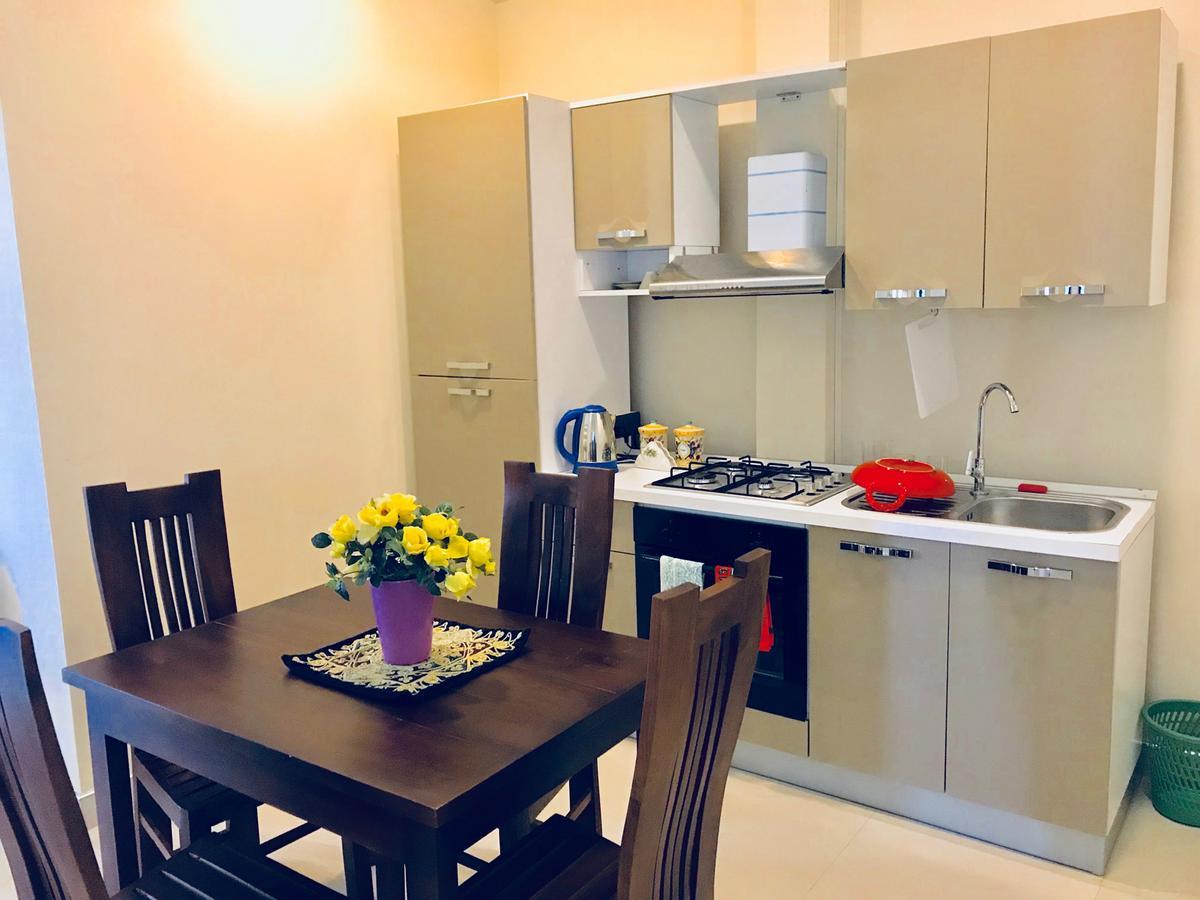 טנגלה Queens Beach Hotel מראה חיצוני תמונה