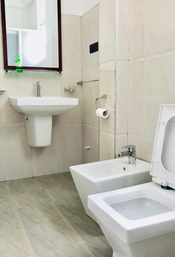 טנגלה Queens Beach Hotel מראה חיצוני תמונה