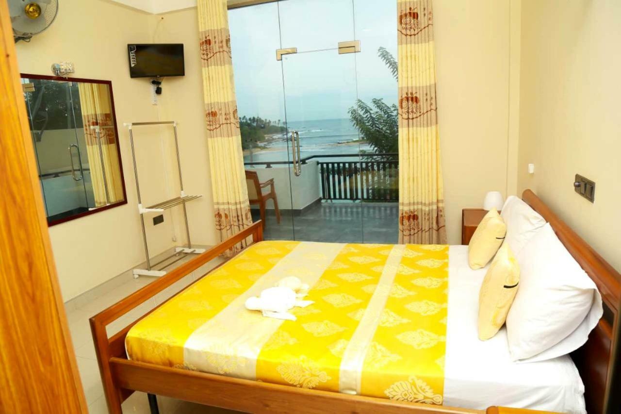 טנגלה Queens Beach Hotel מראה חיצוני תמונה